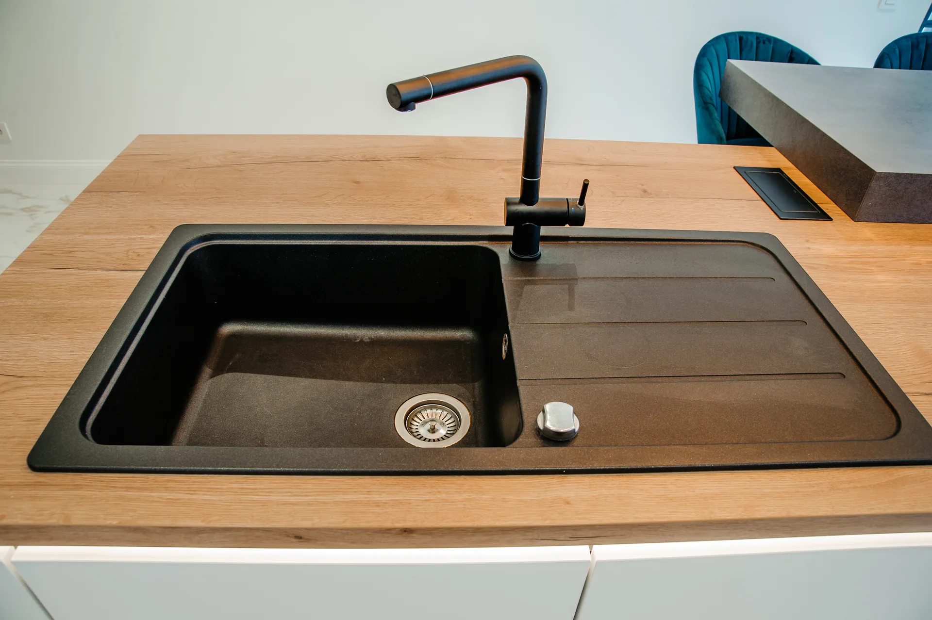Plus — arctic white, blat oak ventura — poza 9